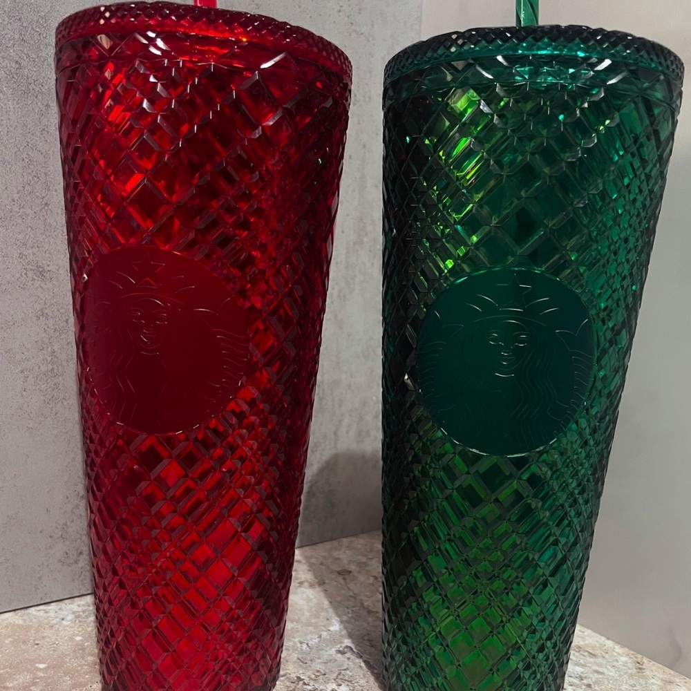 Starbucks Red and Green Christmas  Tumbler Set